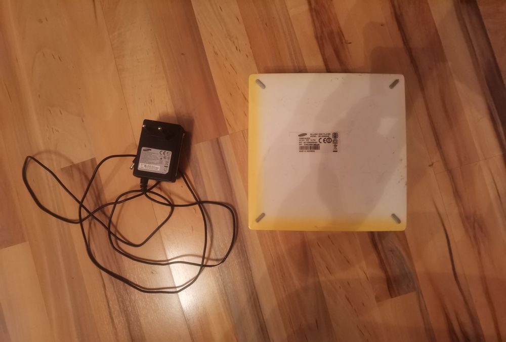 Bluray 3D player Samsung BD-ES6000E 3d blu-ray dvd disc player