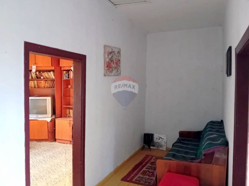 Продава се Къща в с. Звезда, Област Търговище - 90 кв.м за 245 €/кв.м - Снимка #5