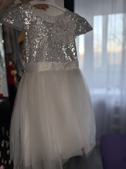 Платье для девочки вечернее