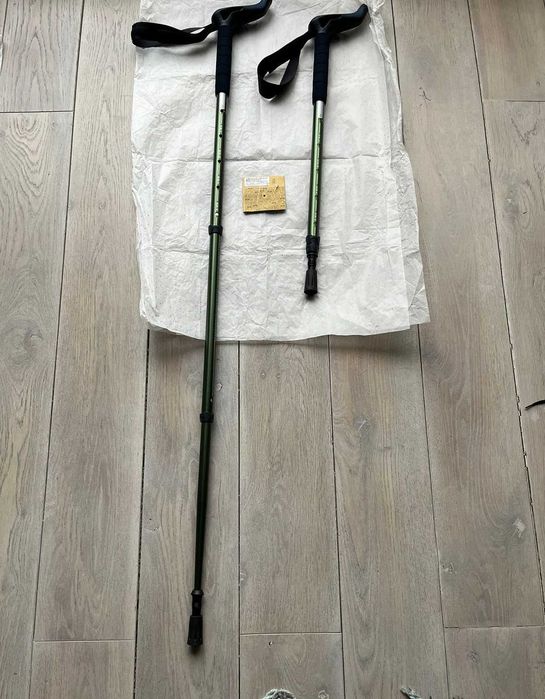 Палки телескопические  новые для ходьбы в гололед
