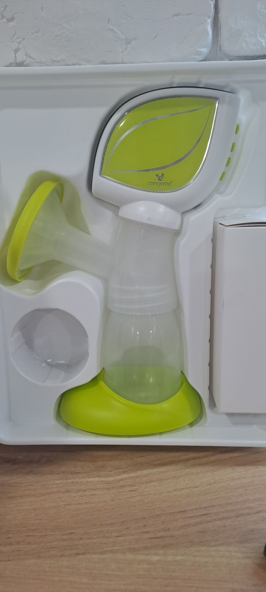 Помпа за кърма Cangaroo Glow
