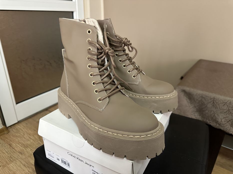 Сникърси Steve Madden