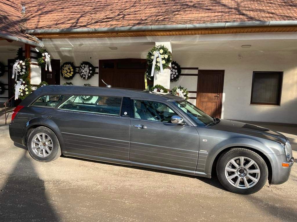 Chrysler 300C funerar