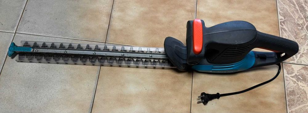 Електрически храсторез Gardena EasyCut 420/45