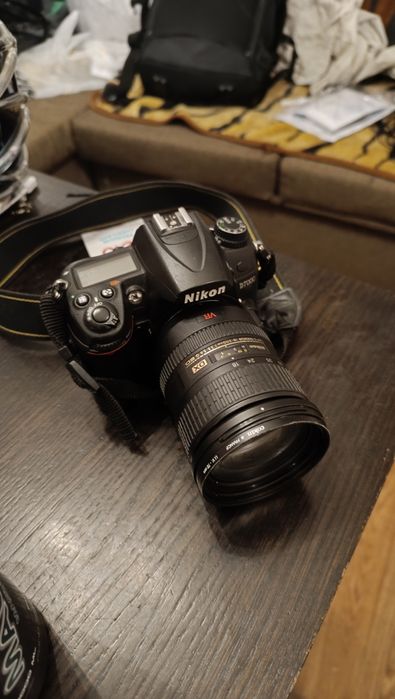 Nikon D7000 + обектив !СПЕШНО!