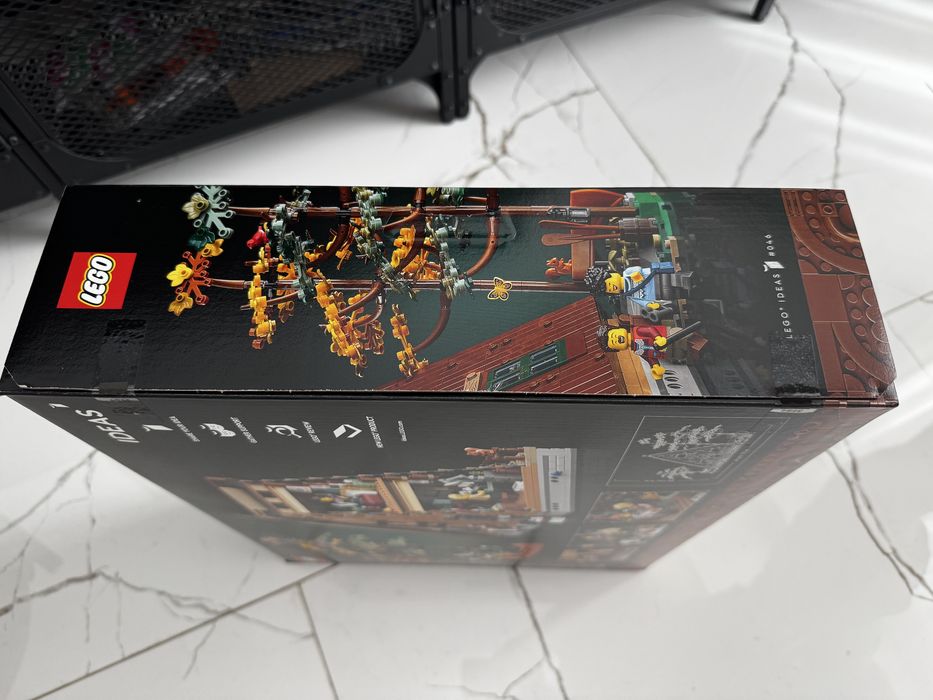 LEGO - A frame cabin - 21338