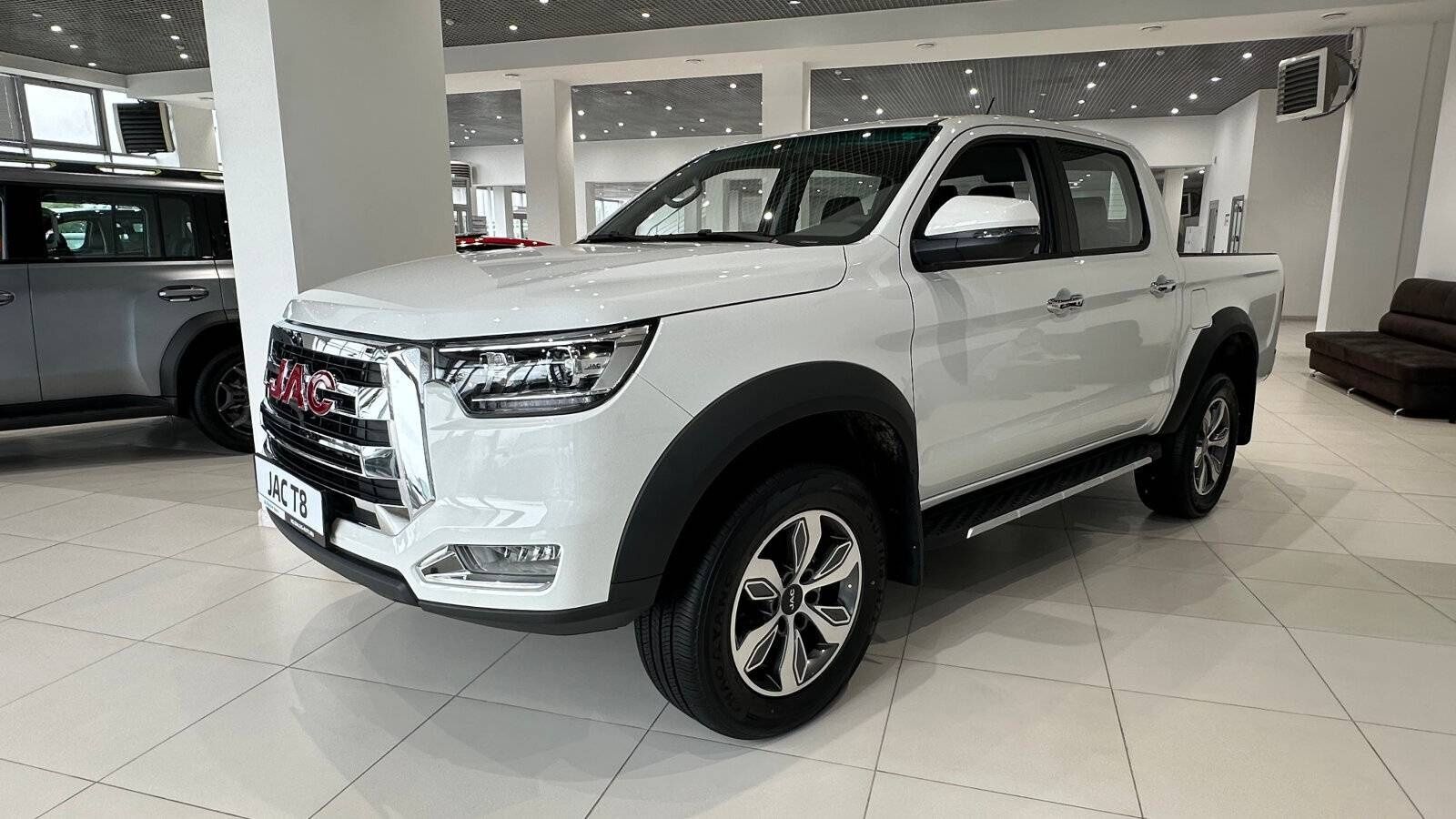Jac t8..      2l