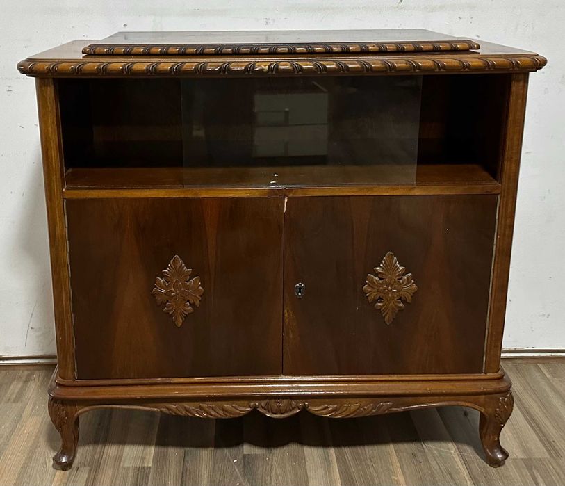 Comoda Vintage Stil Florentin; Comoda cu vitrina si blat rotativ