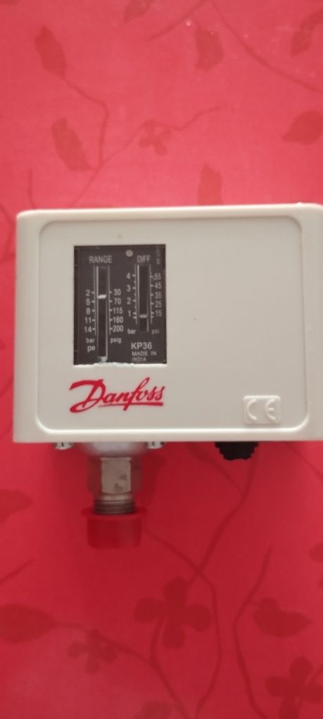 Датчик давления Danfoss