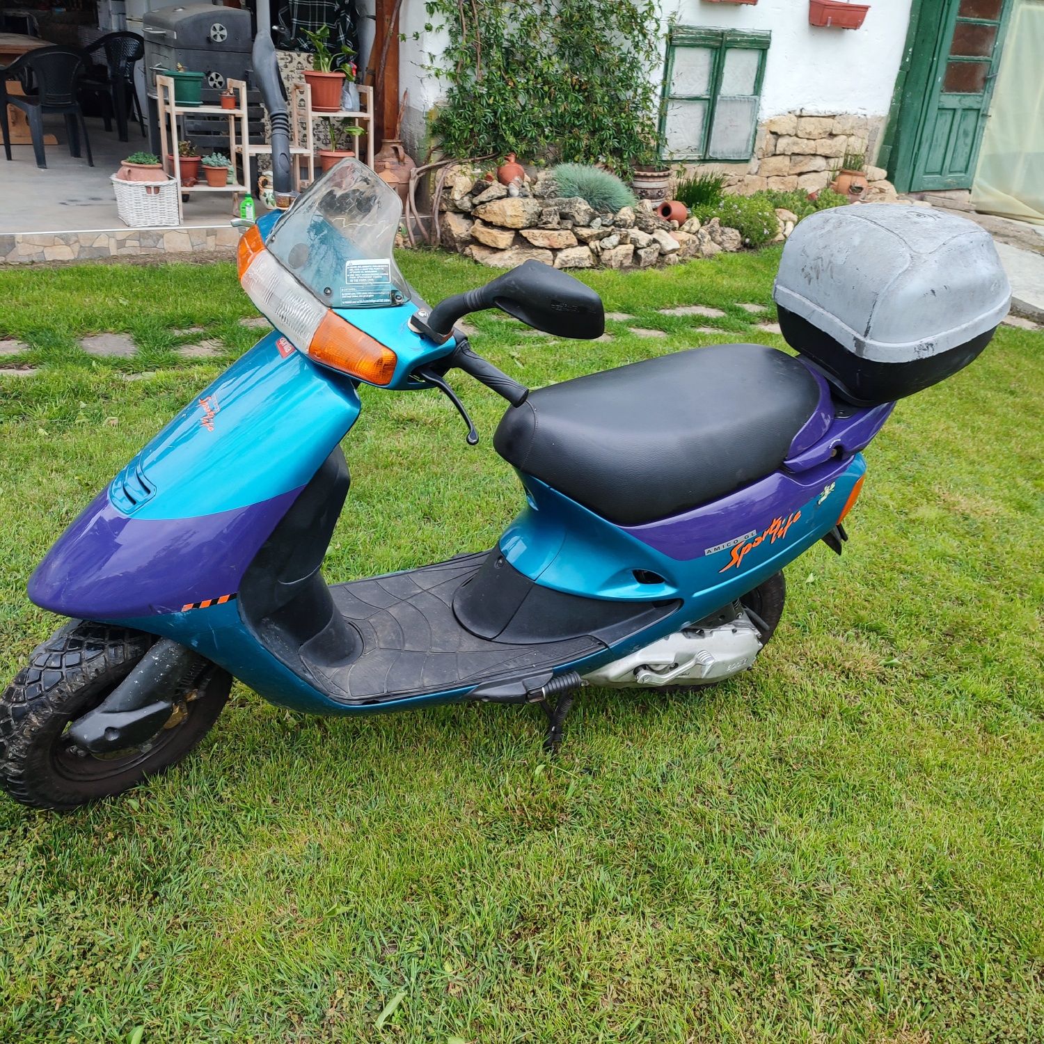 Скутер Aprilia Amico 50 GL с кит 75 кубика
