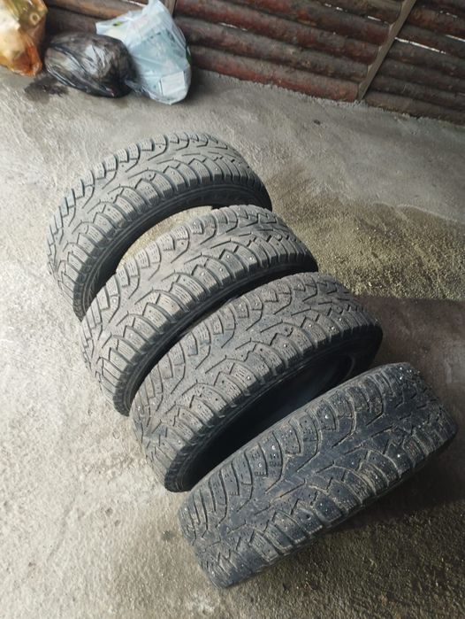 Продам зимние  шины б/у
