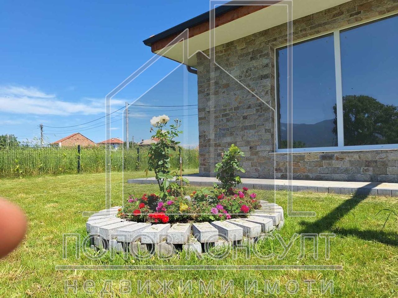 Продава се Къща в Септември - 158 кв.м за 982 €/кв.м - Снимка #1