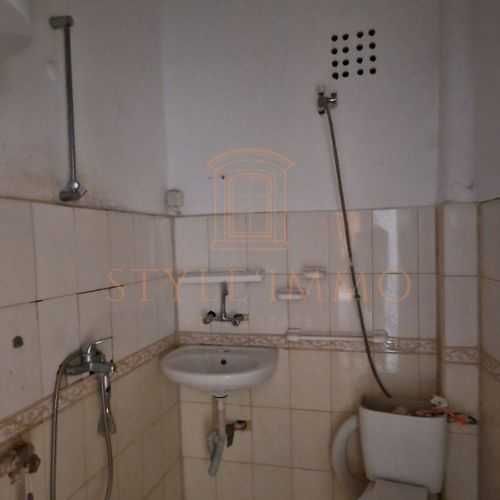 Продава се Двустаен апартамент в Разград, Център - 64 кв.м за 1275 €/кв.м - Снимка #6