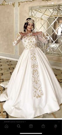 Продам платье узату «Золотая пуговица»