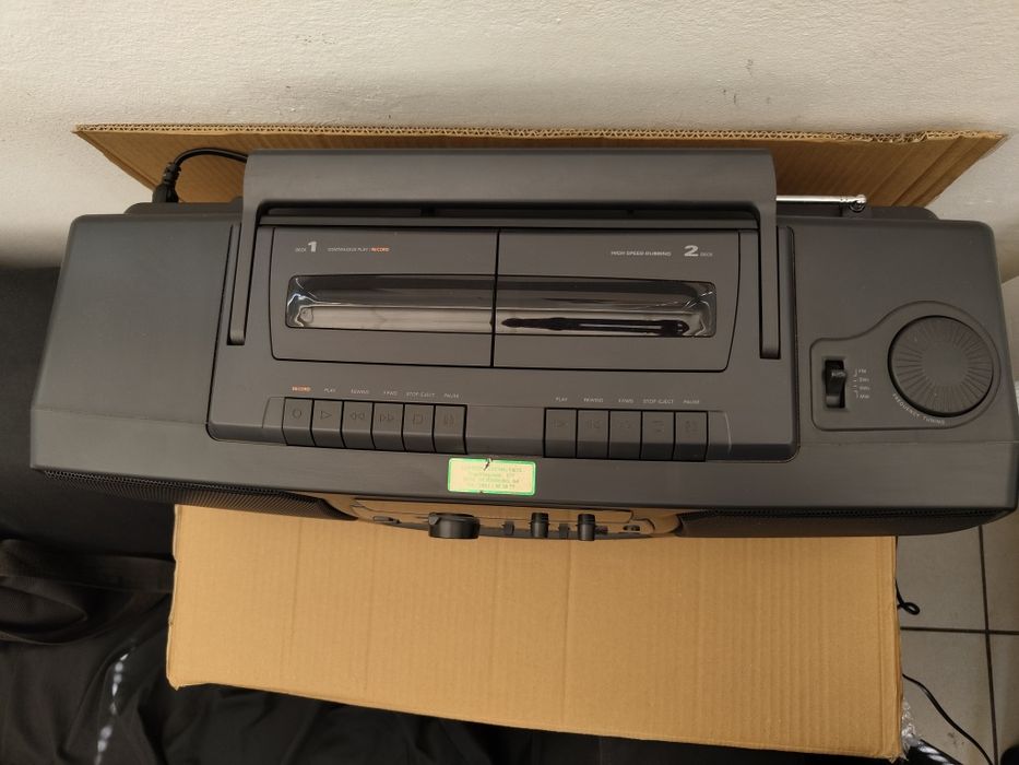 Radiocasetofon Philips Aw 7530 turbo bass Karaoke