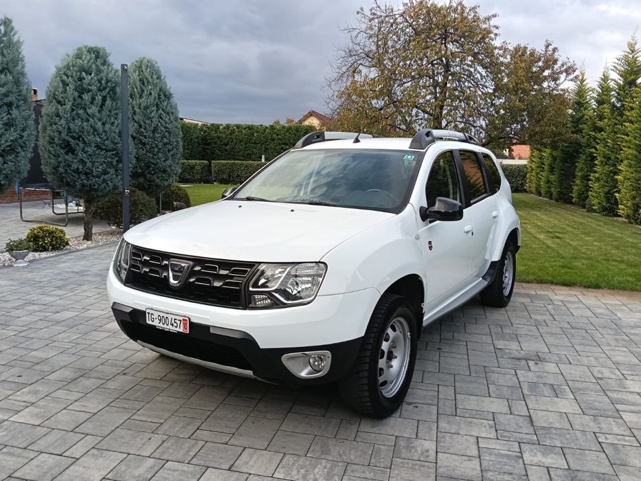 Dacia Duster Laureate 2017 1.2 TCe 4x4 Navi, Clima,Facelift