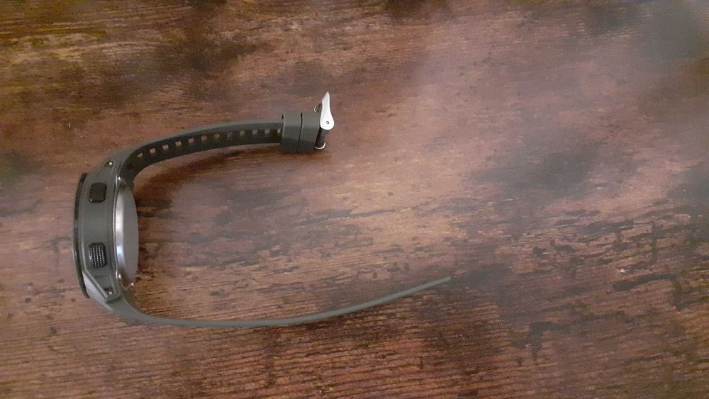 Ceas Smael nou fara eticheta