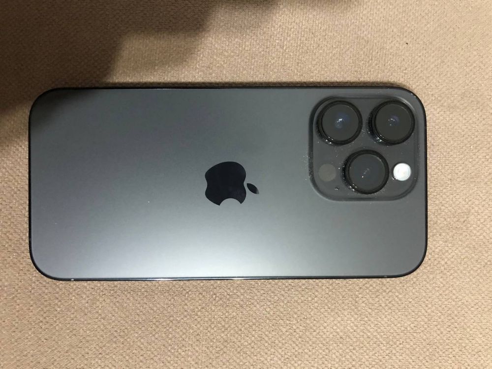 Срочно продам Iphone 14 pro Black