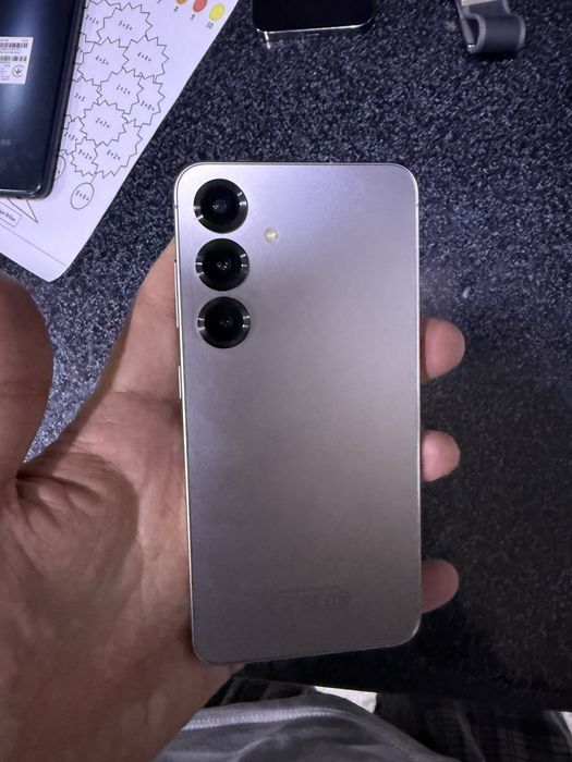 samsung s25 pamit 8.128g holati ideal oqip tel qlila faqat