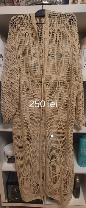 Cardigan croșetat manual