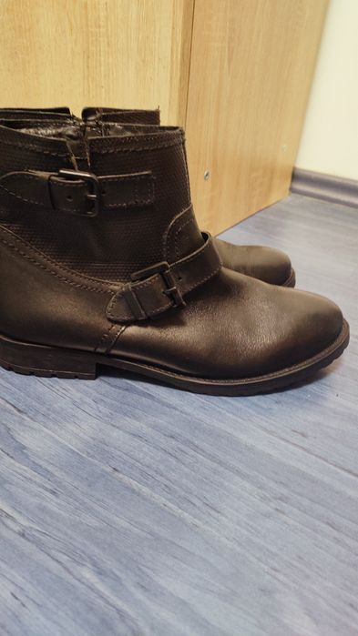 Ghete din piele 41
