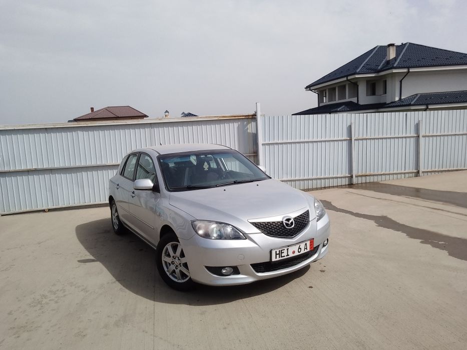 Mazda*3/16/Benzina* EURO.4* An/2006*Privat*GERMANIA!