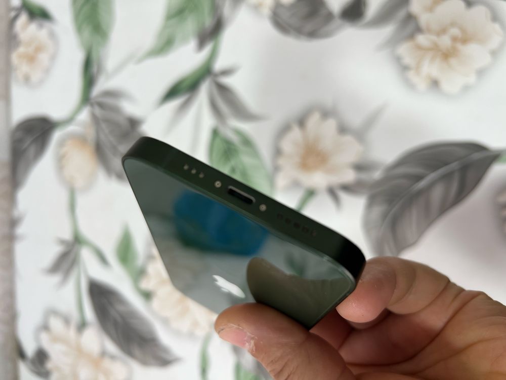 iPhone 13  Green IDEAL