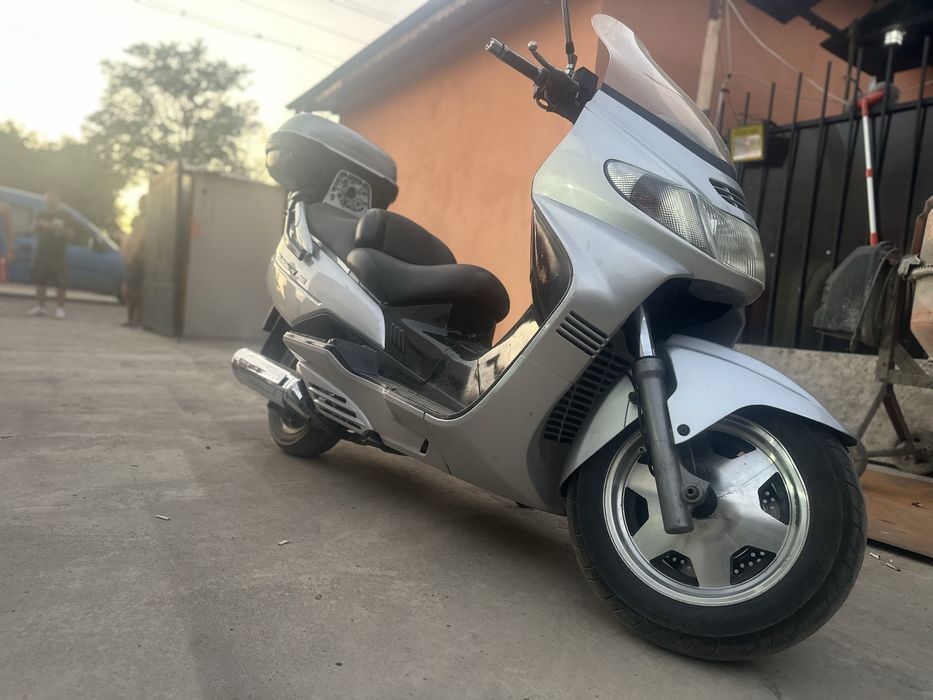 suzuki burgman 400