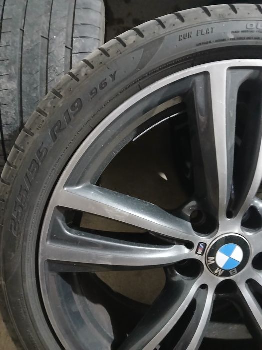Vând ,schimb,roti ,jante  cu cauciucuri rouflot BMW r19
