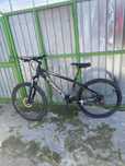 Vand bicicleta mtb in stare bună