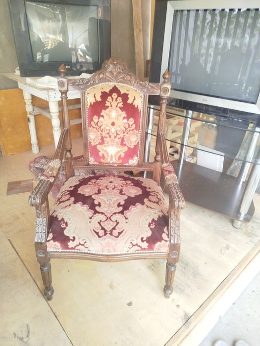 Мебель стулья в продаже