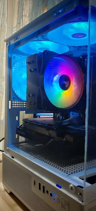 Добро Геймърско PC R7 3700X/32Gb/1TB nVme/RX 6600XT/Гаранция
