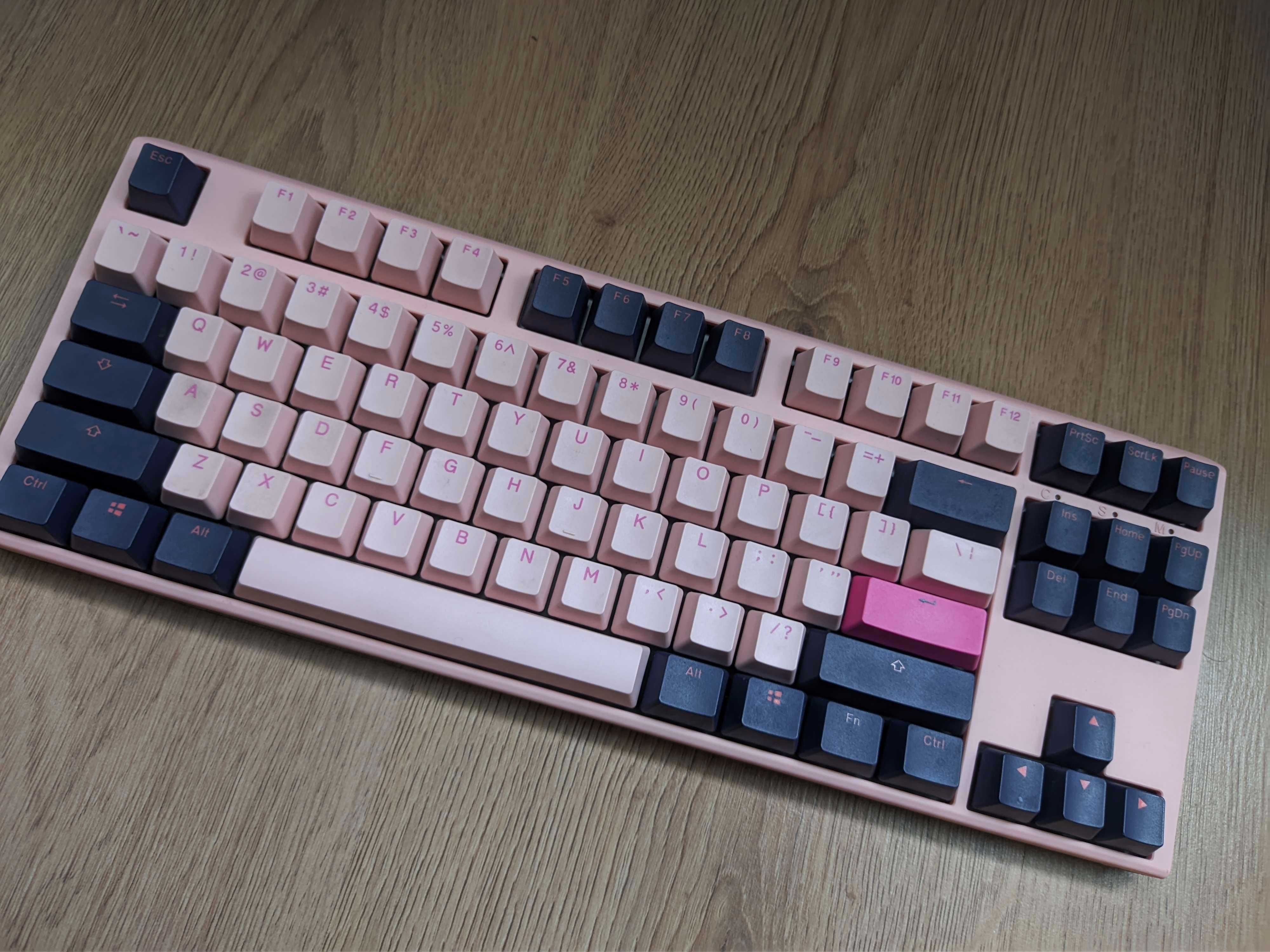 Клавиатура Ducky One 3 TKL Fuji с проблем