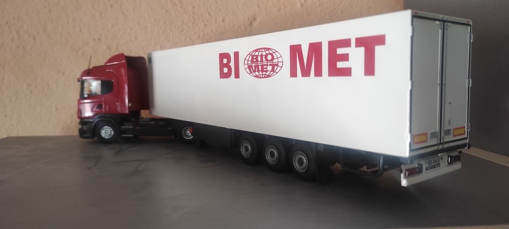 Метални модели мащаб 1:50