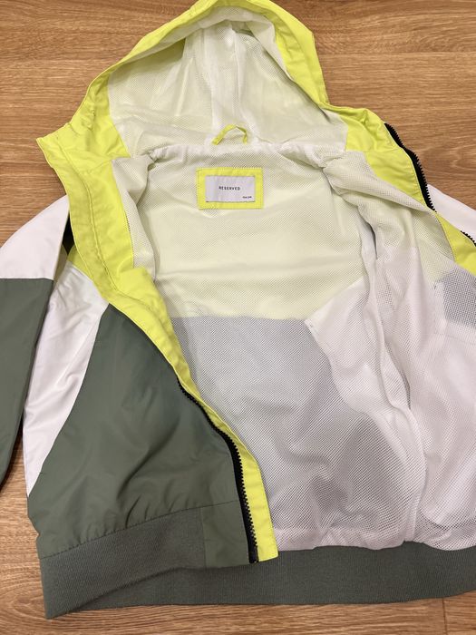 Детско якенце Reserved