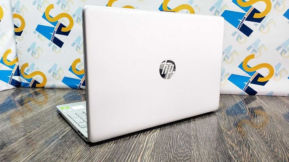 Noutbuk HP Laptop 15