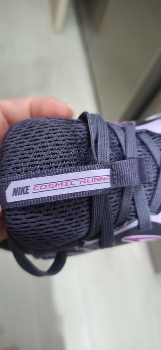 Маратонки Nike Cosmic Runner