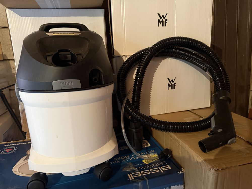 Aspirator cu spalare prin injectie-extractie Karcher SE 5, 1000 W