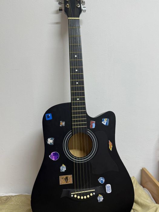 Гитара сатылады жақсы сапада)