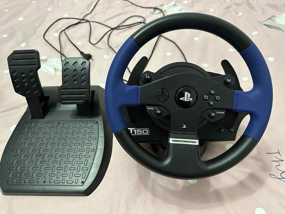Ps4 slim + волан trustmaster t150