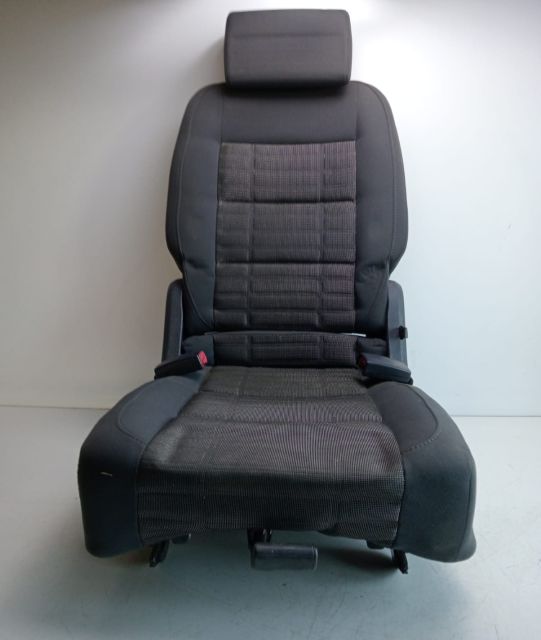 Scaun mijloc spate 1T0010357R Volkswagen VW Touran prima generatie (f