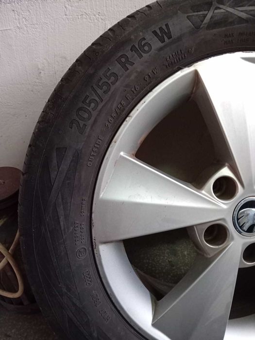 Алуминиеви джанти 16'' с летни гуми за Октавия 3
