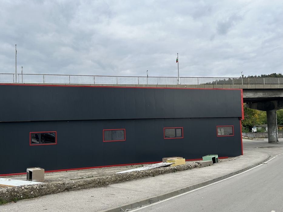 Отдавам Склад под наем