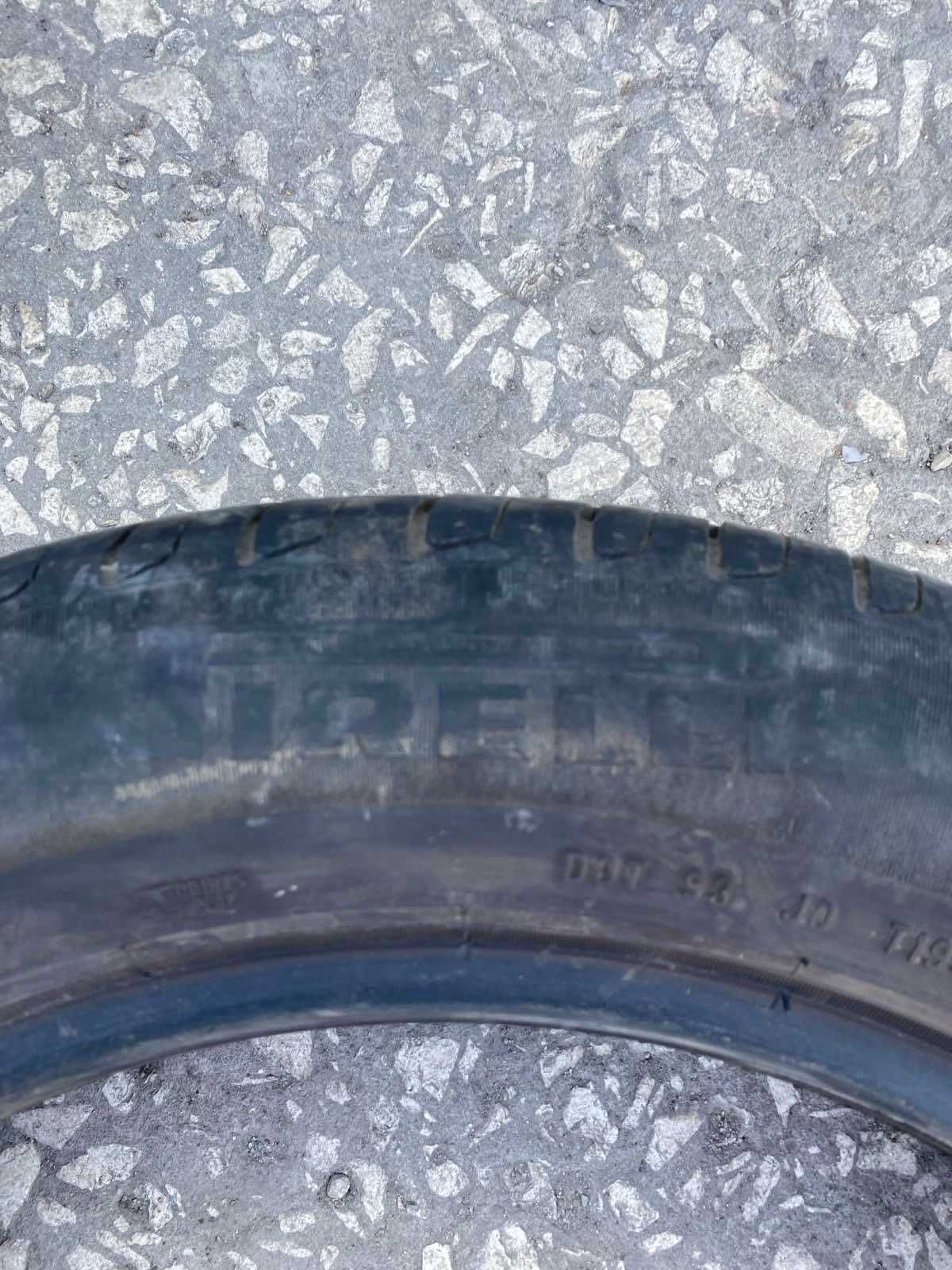 2 бр Летни Гуми Pirelli 215/55 R17 DOT 1222 ном 159