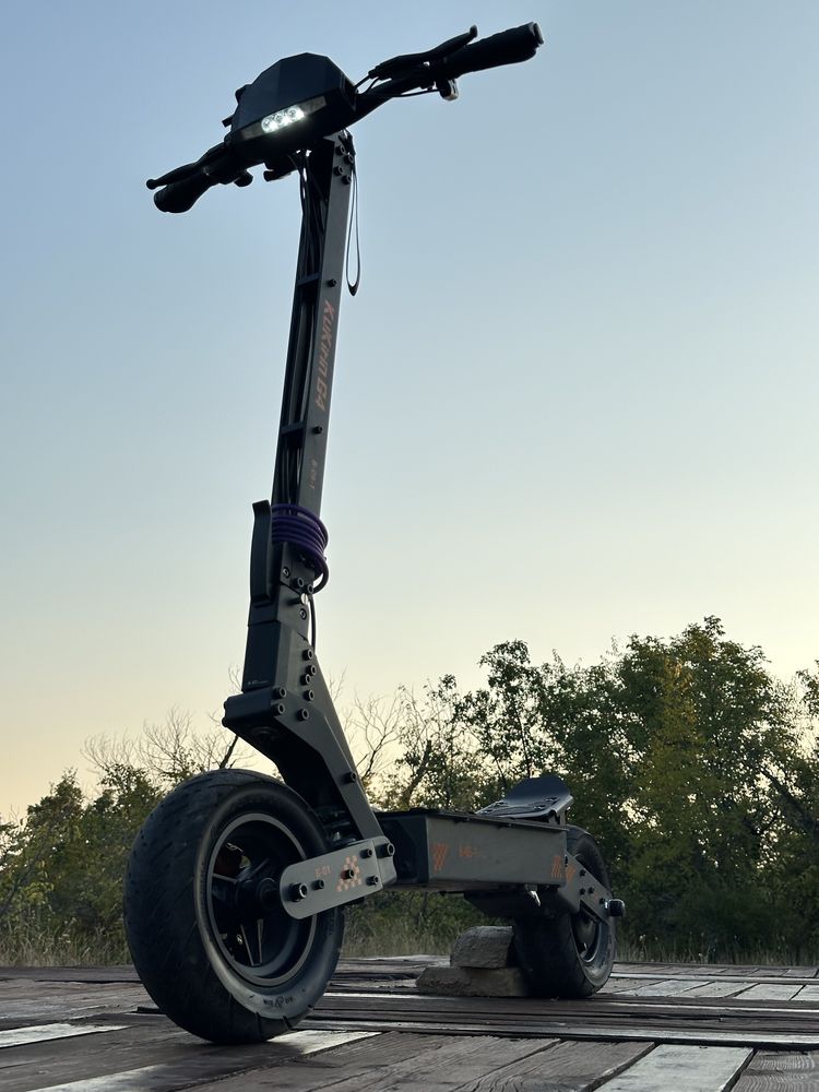 Kukirin G4 electric scooter