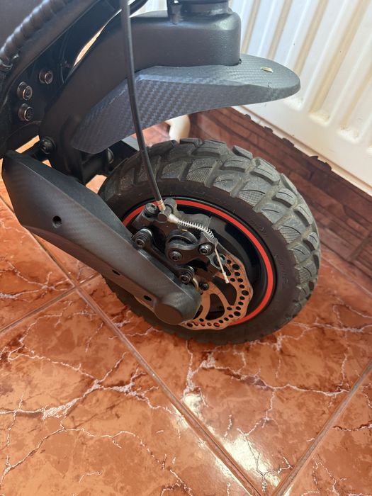 Trotineta aproape noua