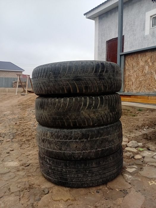 Покрыжка  сатылады 215/65/17