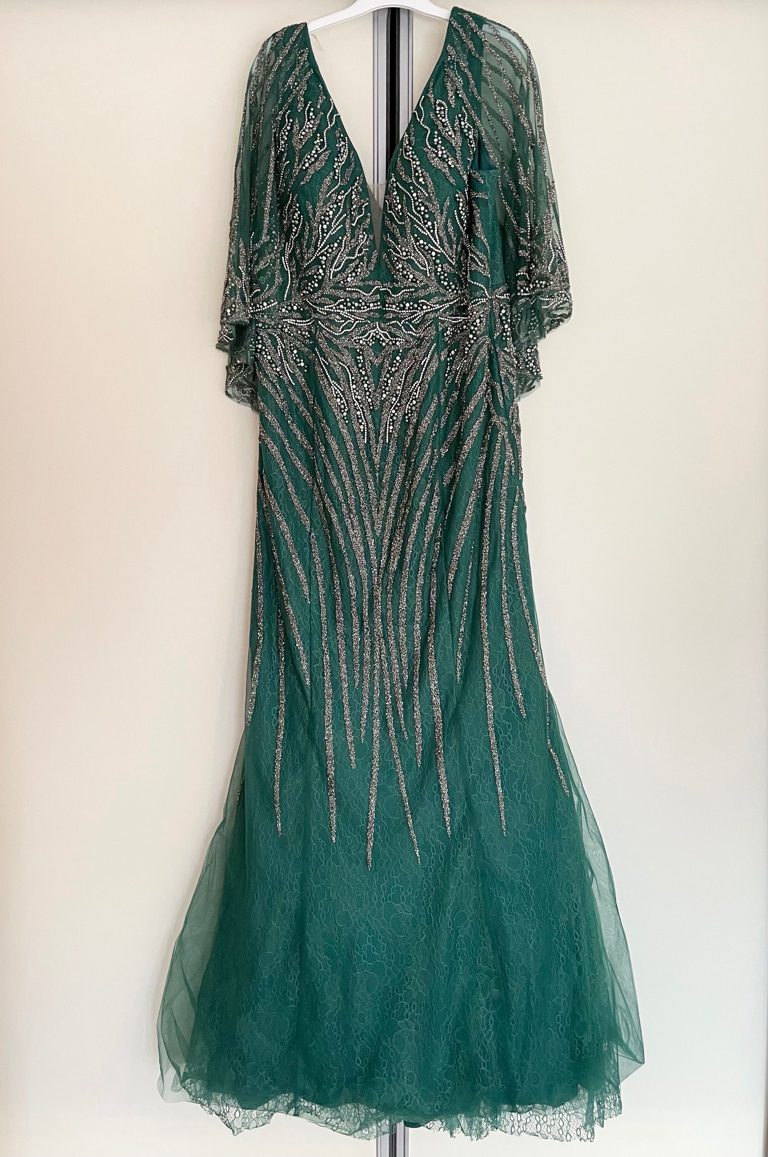 Rochie de seara, ocazii speciale - NOUA, NEPURTATA - Verde, Voal