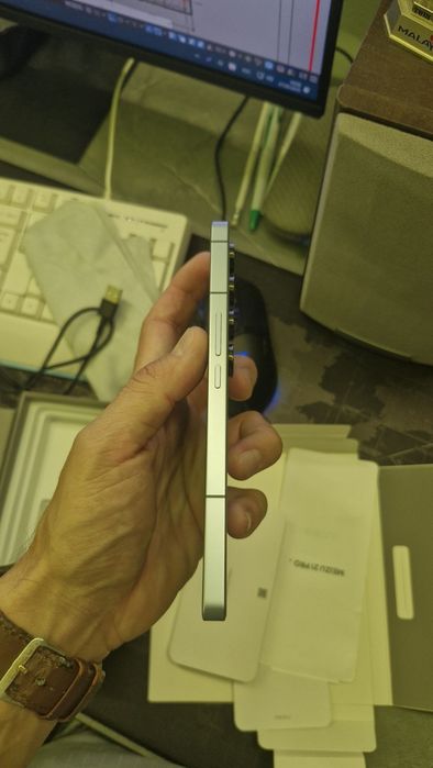 Meizu 21 Pro 12/256 Gb sotiladi