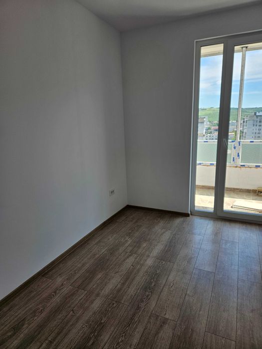 Persoana fizica vand Apartament 49Mp 1700euro Mp!